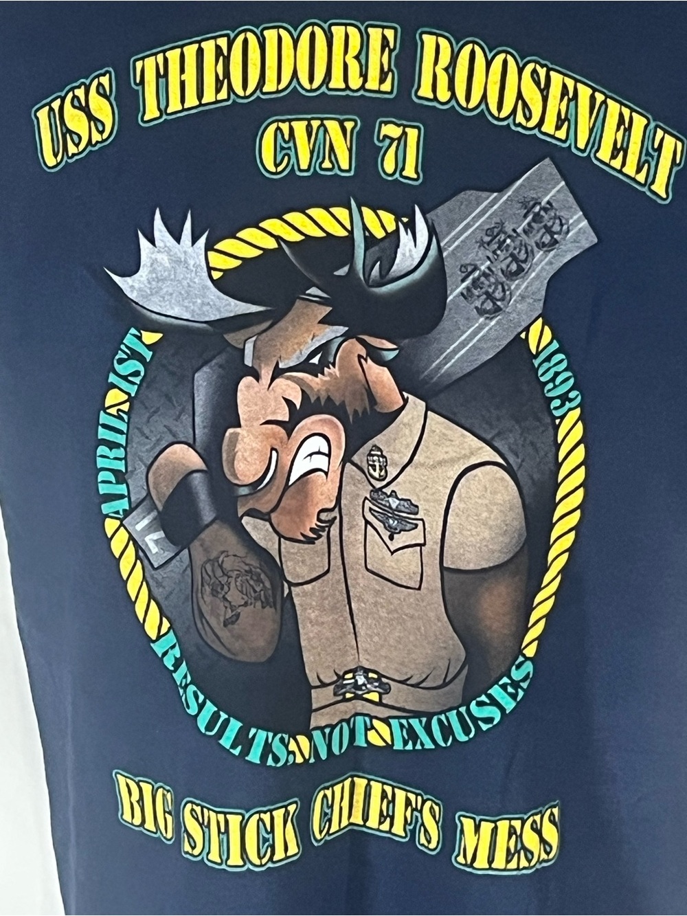 Gildan USS Theodore Roosevelt CVN 71  Chief's Mess Navy w/US Flag Mens Shirt L